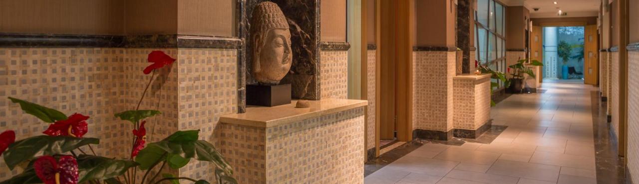 Grand Tien Shan Hotel Almati Kültér fotó